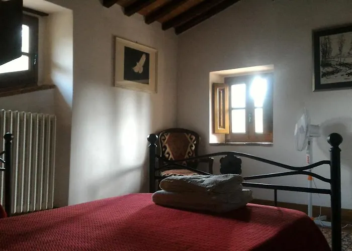 Bed & Breakfast La Nussa 4*