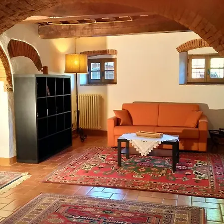 Bed & Breakfast La Nussa 4*