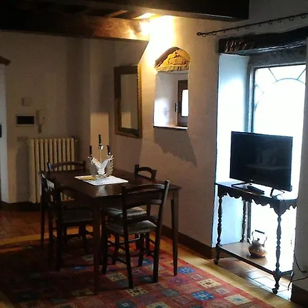 La Nussa Bed & Breakfast Capolona