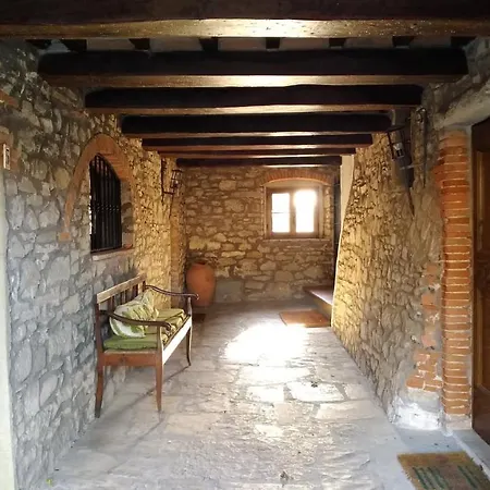 Bed & Breakfast La Nussa 3*