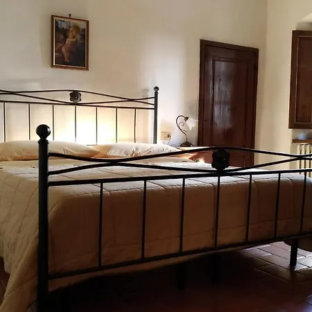 Bed & Breakfast La Nussa Capolona